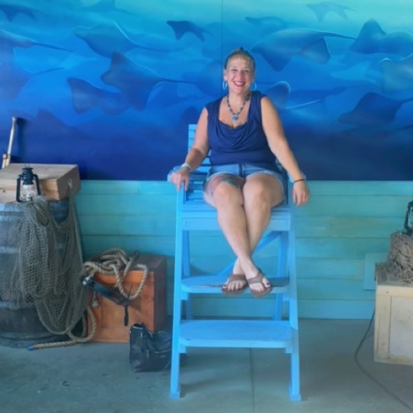 Meet your Posher, Jessica - Picture 4 of 4